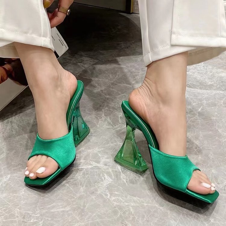 Damen Mules mit transparentem Blockabsatz und modischem Obermaterial Drune