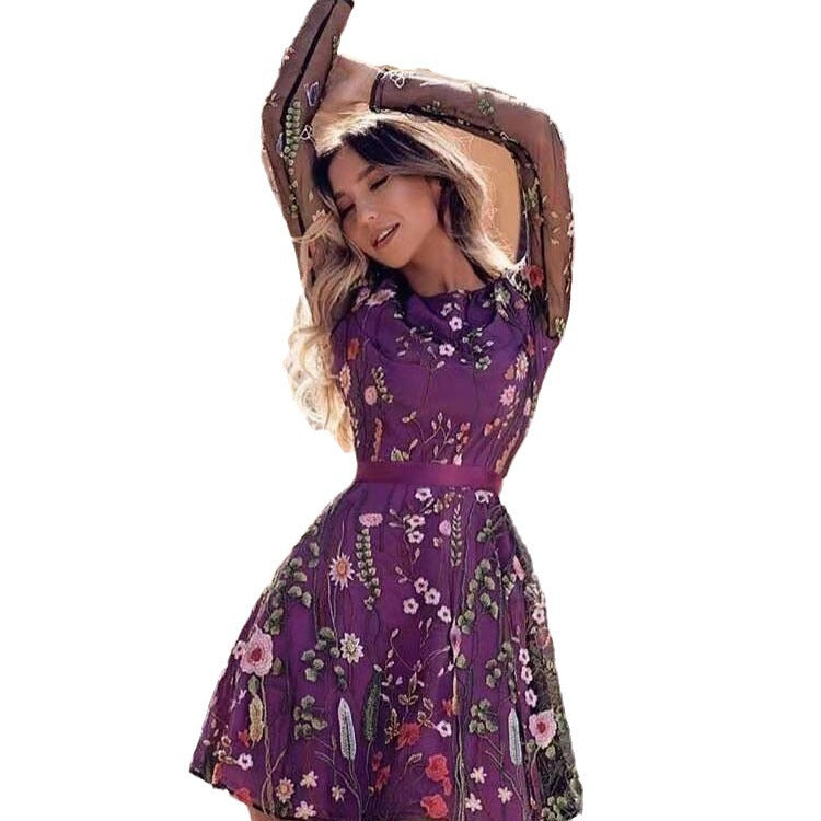 Damen Elegantes Kleid mit floraler Bestickung und transparenten Ärmeln Drune