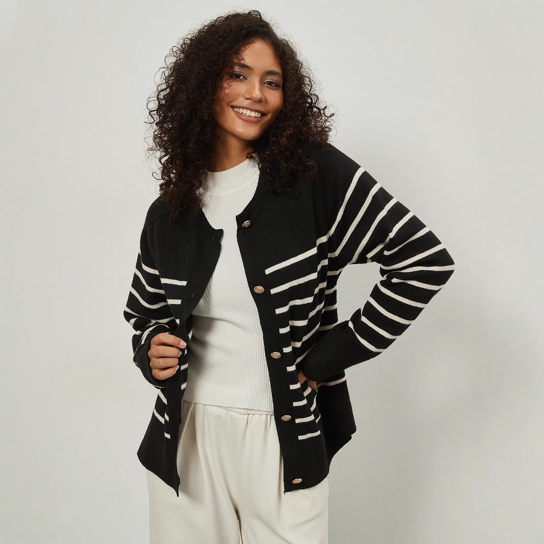 Damen Strickjacke mit gestreiftem Muster und eleganten Knopfdetails Drune