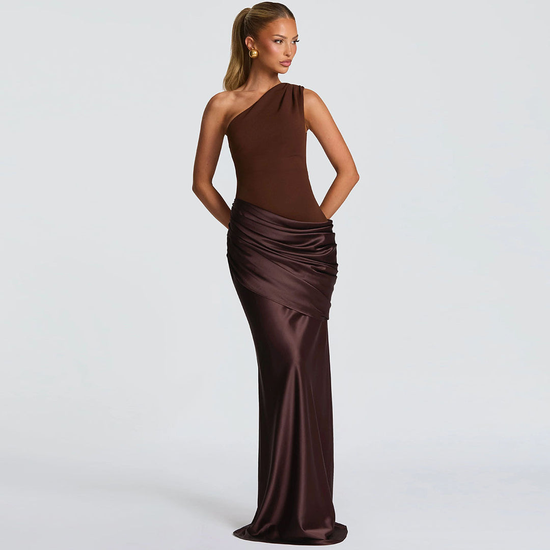 Damen Elegantes Maxikleid mit asymmetrischem Schnitt und raffinierten Drapierungen Drune