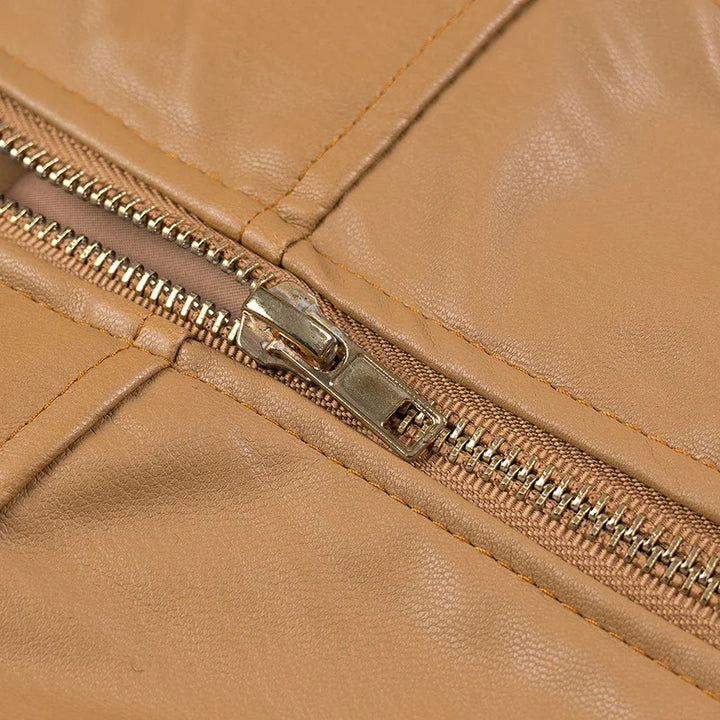 Damen modische Kunstlederjacke mit strukturierter Oberfläche und praktischen Taschen Drune