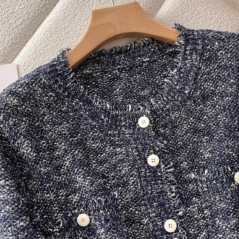 Damen modische Strickjacke mit Knopfleiste und praktischen Taschen Drune