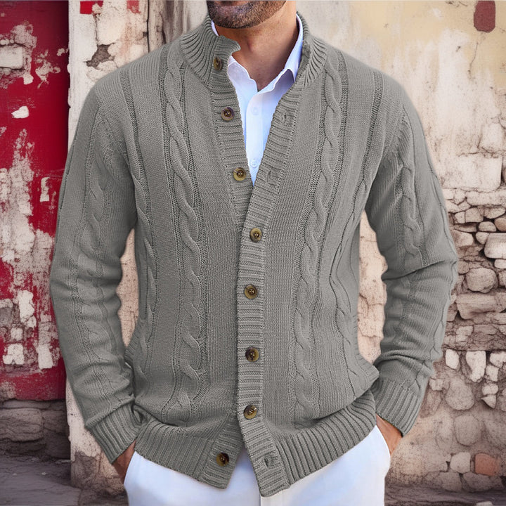 Herren Strickjacke mit Zopfmuster und umschlagbarem Kragen Drune
