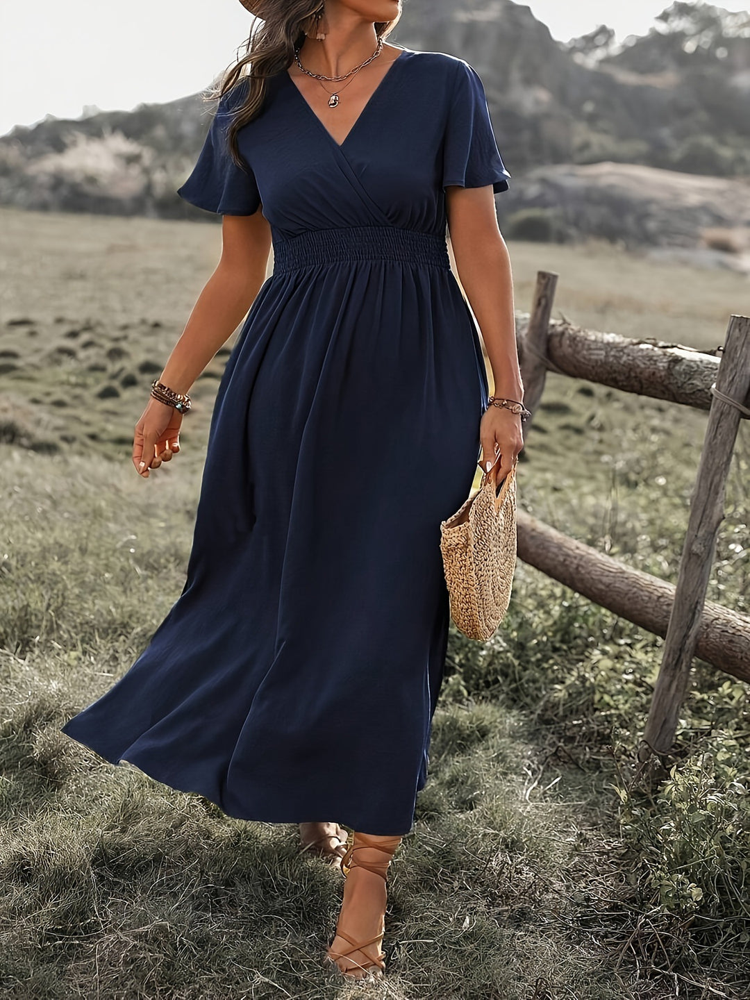 Damen Elegantes Maxikleid mit Wickeloptik und Puffärmeln Drune