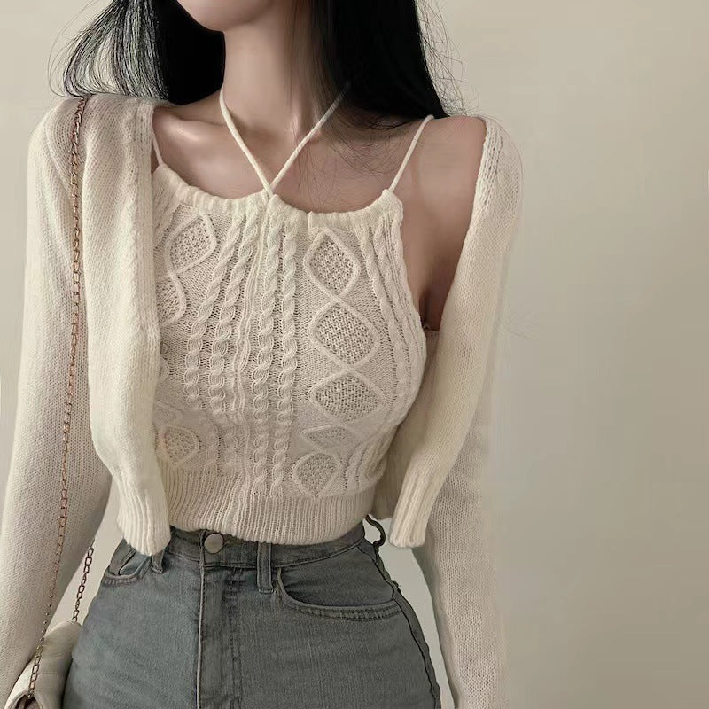 Damen Stricktop mit dekorativem Rückenelement und lässigem Schnitt Drune