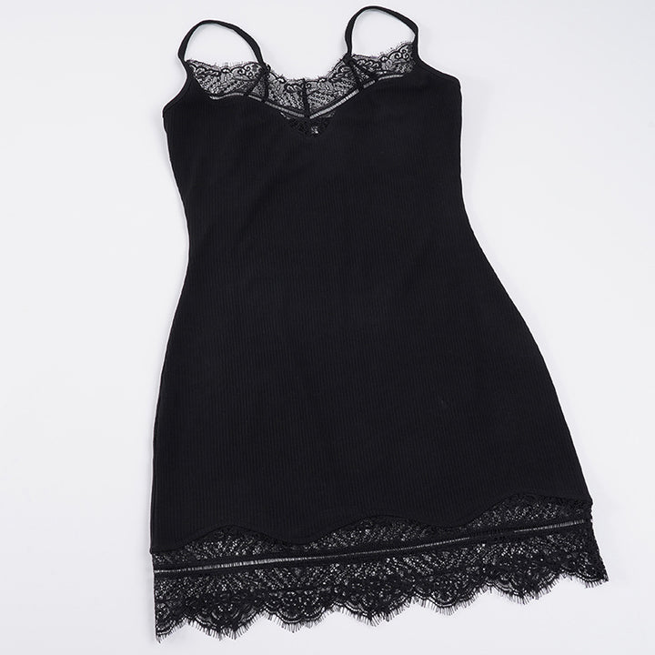 Damen Spitzen-Nachtkleid im figurbetonten Schnitt Drune
