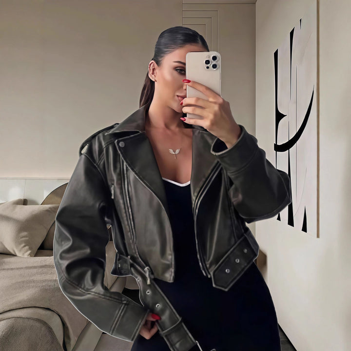 Damen cropped Kunstlederjacke mit asymmetrischem Reißverschluss und weichem Innenfutter Drune