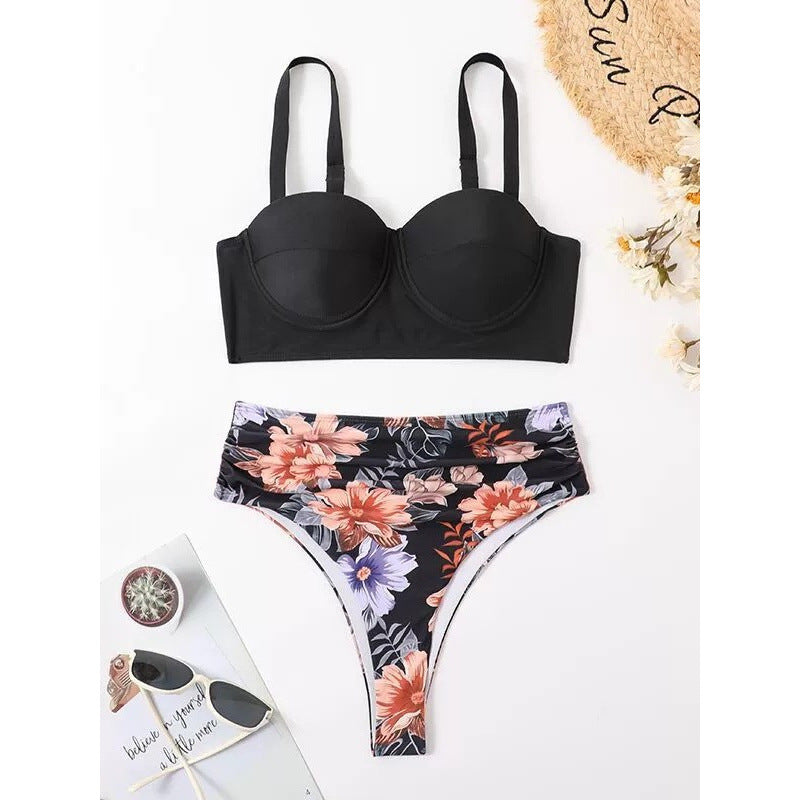 Damen Bikini-Set mit gepolstertem Oberteil und modischen floralem Slip Drune