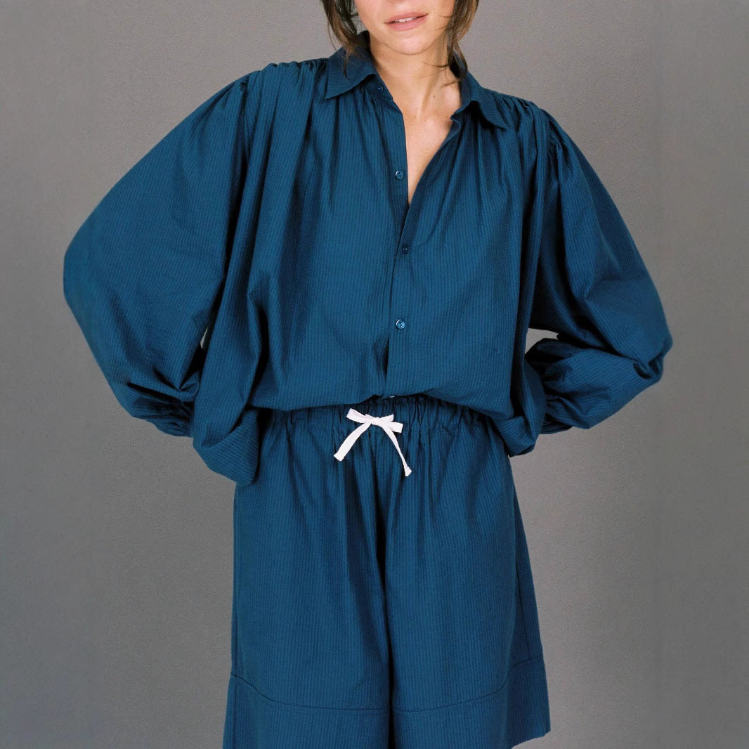 Damen lässiges Kombi-Outfit mit lockerer Bluse und Shorts Drune