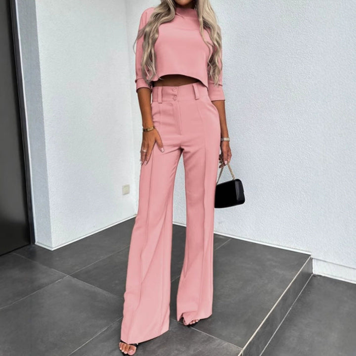 Damen Kombination aus cropped Oberteil und weit geschnittenen Hose Drune