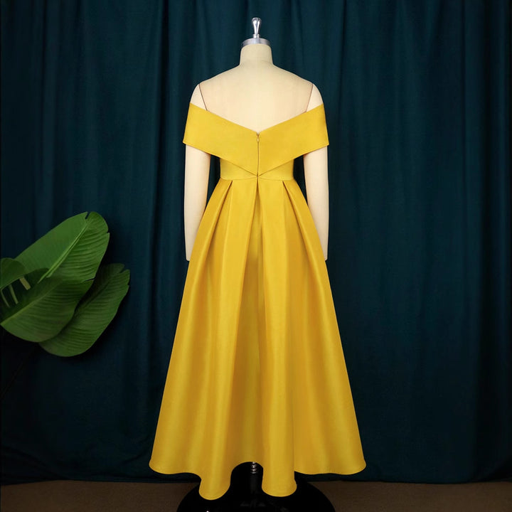 Damen elegantes Abendkleid mit schickem Off-Shoulder Design und voluminösem Rock Drune