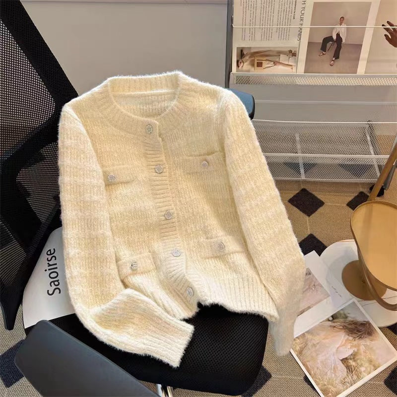 Damen Strickjacke mit Taschen und dekorativen Knöpfen Drune