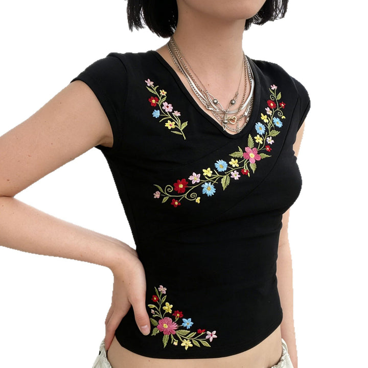 Damenbluse mit floralem Stickdesign und tailliertem Schnitt Drune