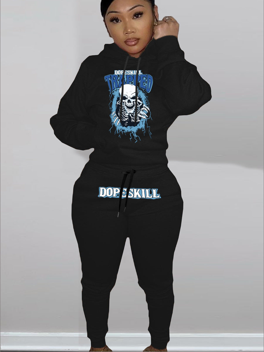 Damen Hoodie und Jogginghose Set mit auffälligem Skelettmotiv Drune
