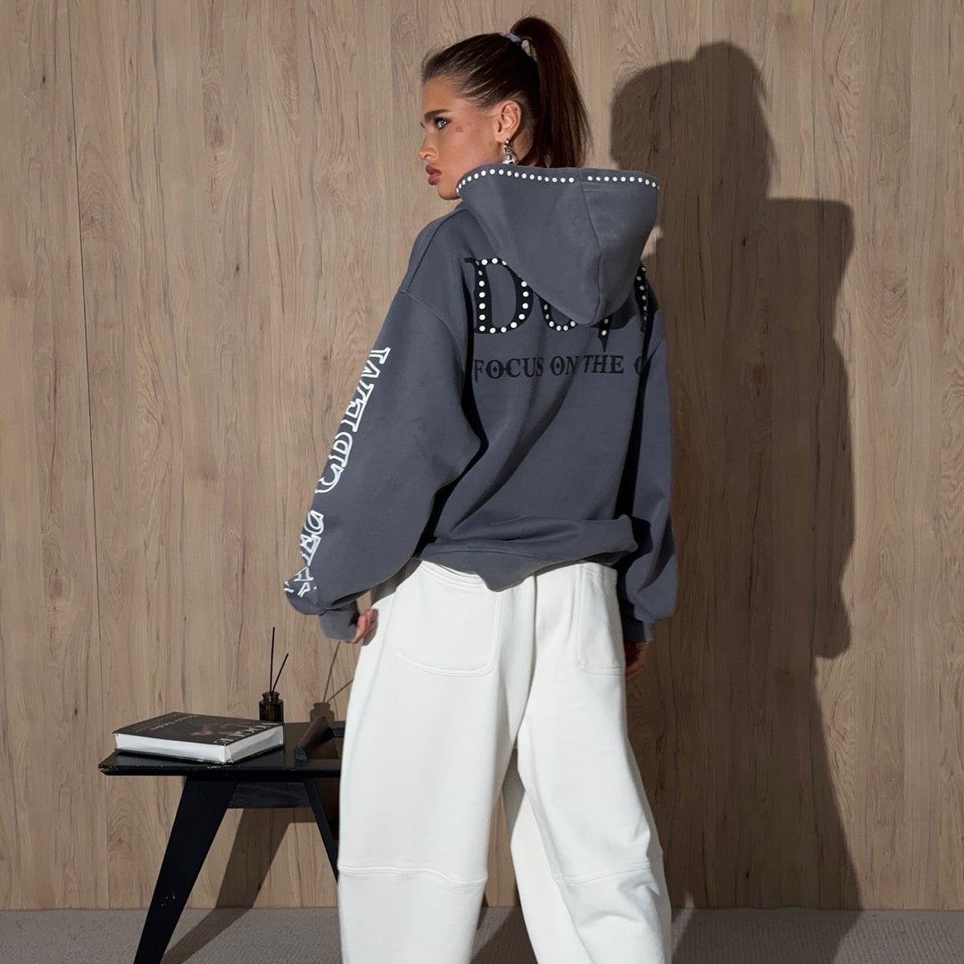 Damen Oversized Hoodie mit auffälliger Steine-Verzierung und kreativen Ärmeldrucken Drune