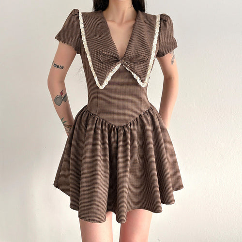 Damen Vintage-Folklore Kleid mit voluminösen Ärmeln und dekorativem Kragen Drune
