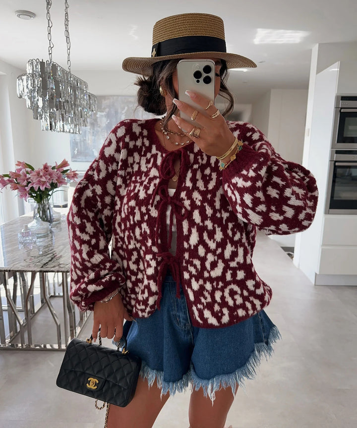 Damen Cardigan mit auffälligem Tiermuster und eleganten Bindebanddetails Drune