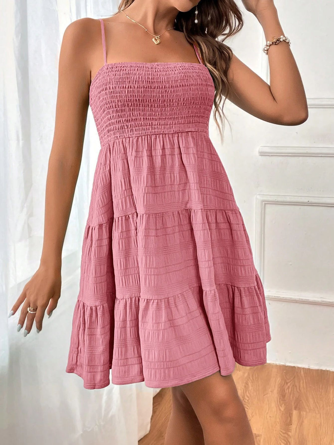 Damen Sommerliches Minikleid mit Raffungen und Trägern Drune