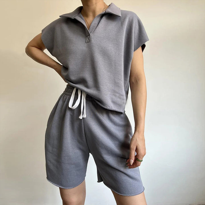 Damen lässiger Freizeitanzug mit hochgeschlossenem Kragen und elastischen Shorts Drune