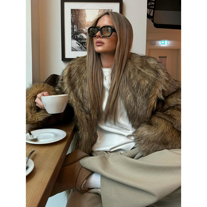 Damen Kunstfelljacke mit elegantem Schnitt und voluminösem Kragen Drune