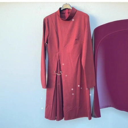 Damen Kleid mit elegantem Falten-Design und dekorativem Gurt Drune