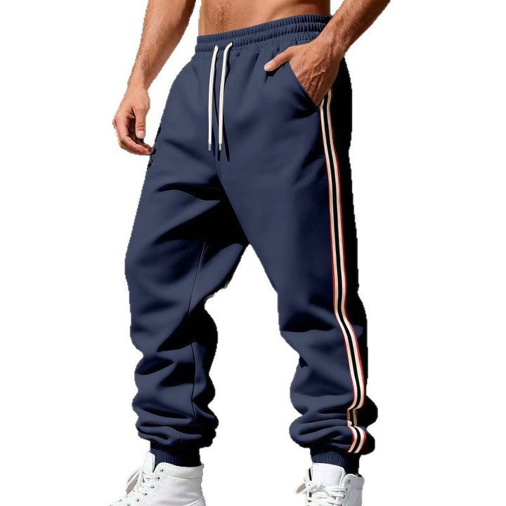 Herren nan komfortable Jogginghose mit seitlichem Kontraststreifen, elastischem Tunnelzugbund und gerippten Knöchelbündchen Drune