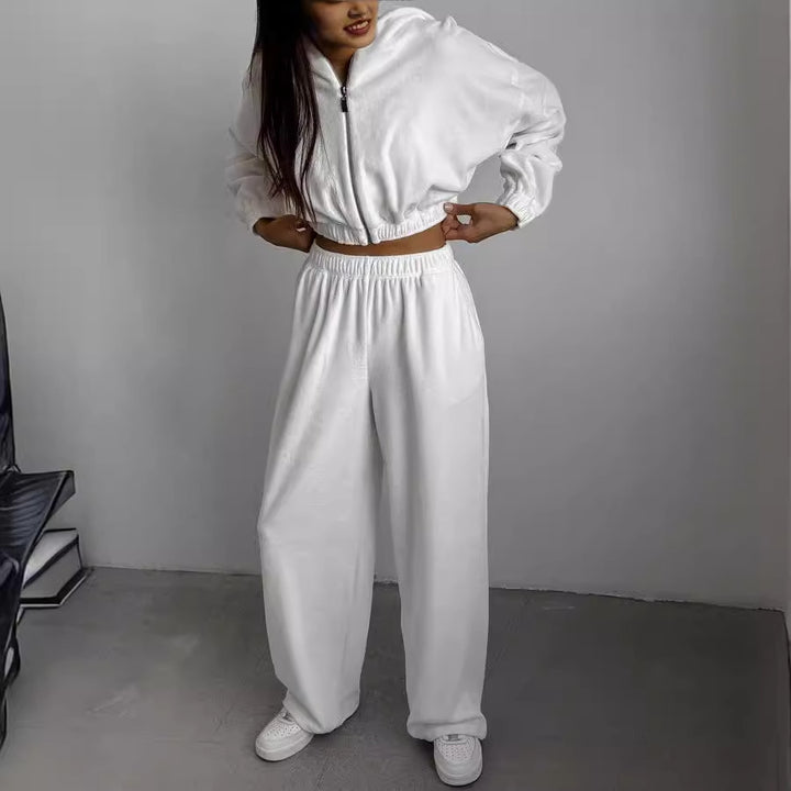 Damen Velours Freizeitanzug mit hohem Kragen Drune