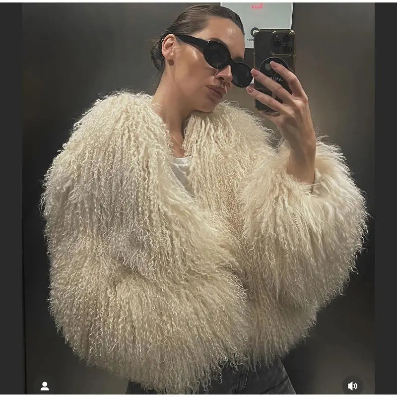 Damen Kuschelige Kunstfelljacke mit hohem Kragen und eleganten Details Drune
