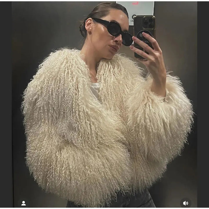 Damen Kuschelige Kunstfelljacke mit hohem Kragen und eleganten Details Drune