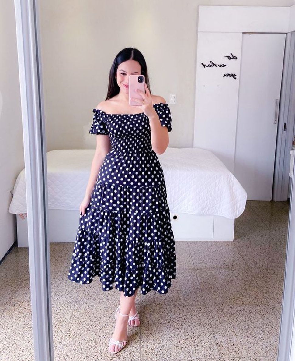 Damen Midi-Kleid mit schulterfreiem Design und verspieltem Schmetterlingsmuster Drune