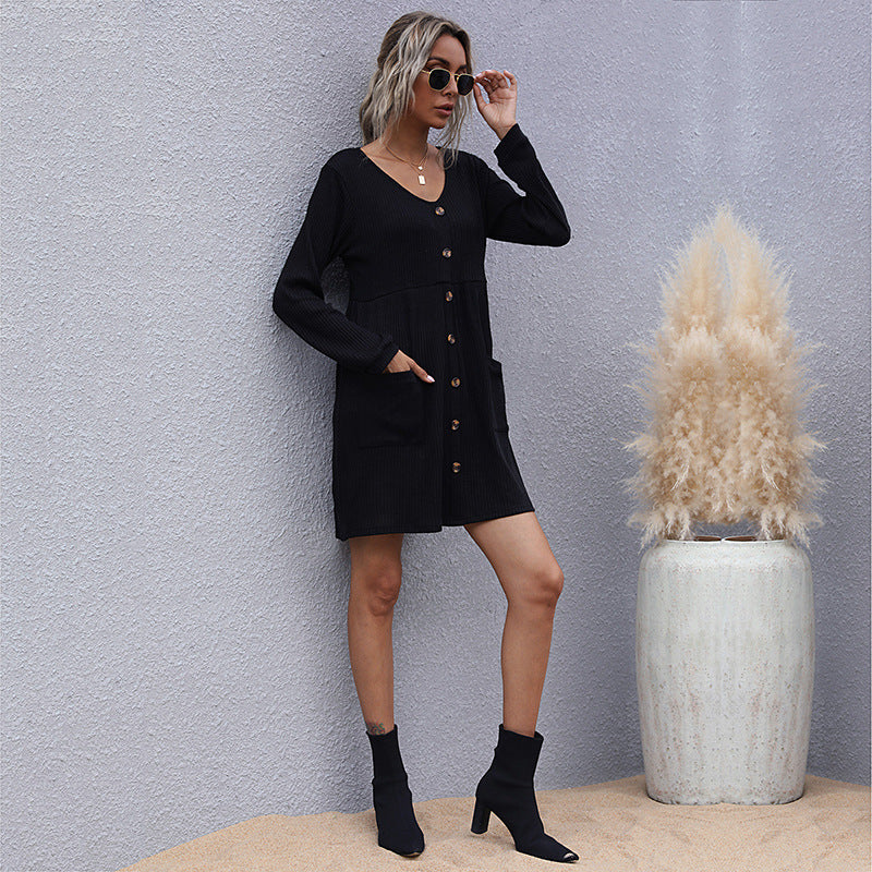 Damen lässiges Strickkleid mit Knopfleiste und Taschen Drune