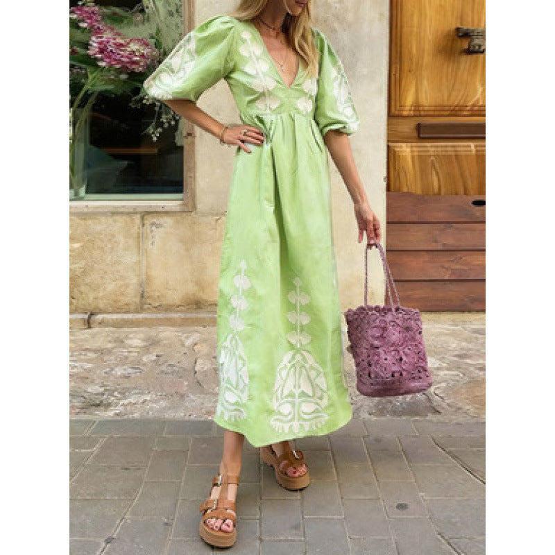Damen Midikleid mit luftigen Puffärmeln und floralem Stickdesign Drune