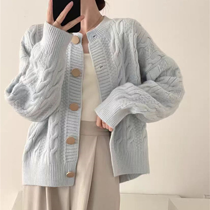 Damen Strickjacke mit Kabelmuster und großen Knopfdetails Drune