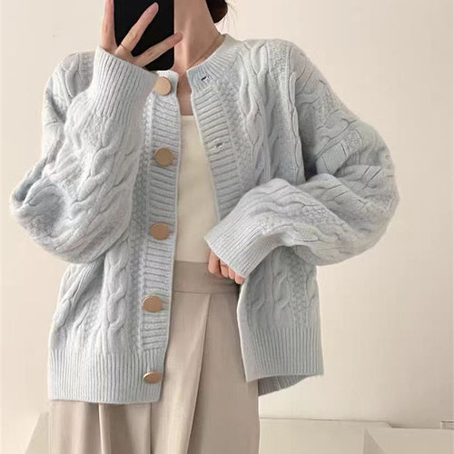 Damen Strickjacke mit Kabelmuster und großen Knopfdetails Drune