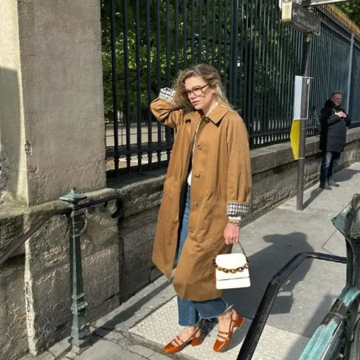 Damen eleganter Trenchcoat mit schmalem Schnitt und praktischen Taschen Drune