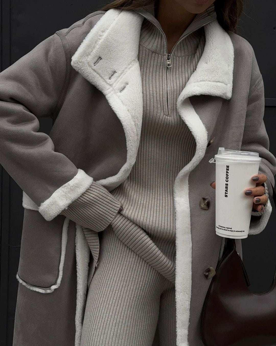 Damen Eleganter und warmer Fleece-Mantel mit oversized Schnitt und Knopfleiste Drune