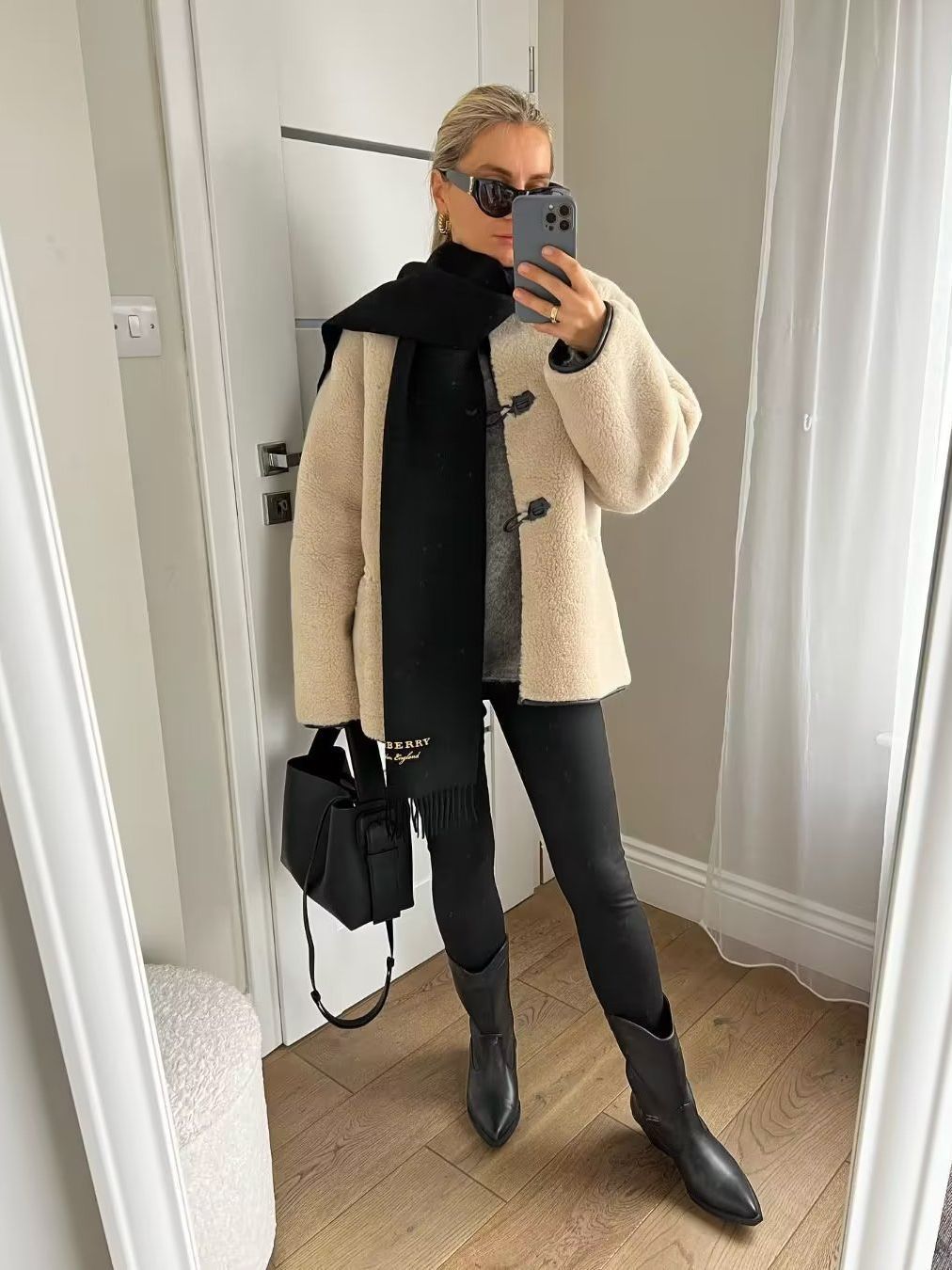 Damen Fleecejacke mit modernen Knopfdetails und seitlichen Eingrifftaschen Drune