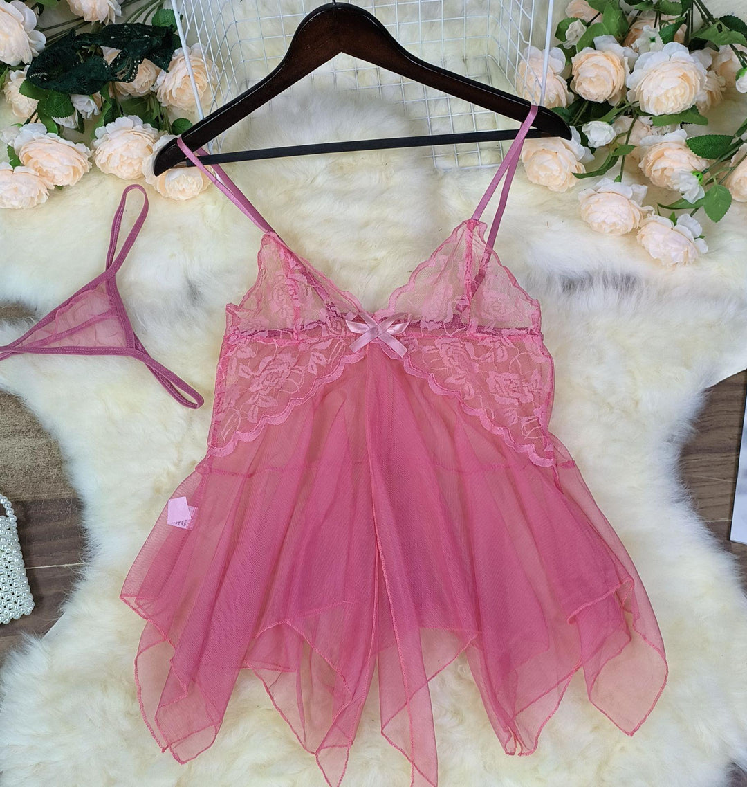 Damen verführerisches Negligé mit zartem Chiffon und Spitzenakzenten Drune