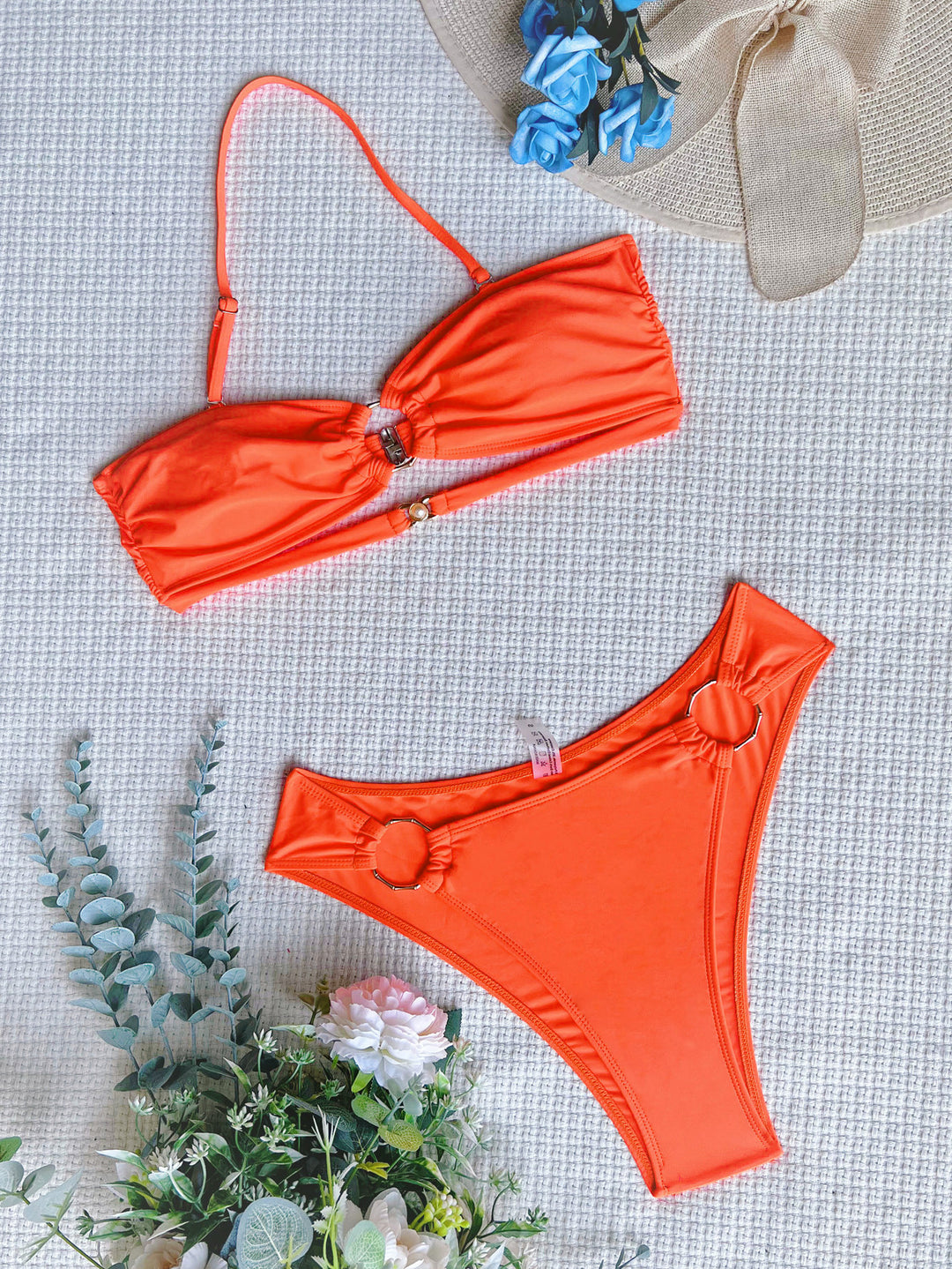 Damen Bandeau-Bikini mit Glamourösen Ringdetails Drune