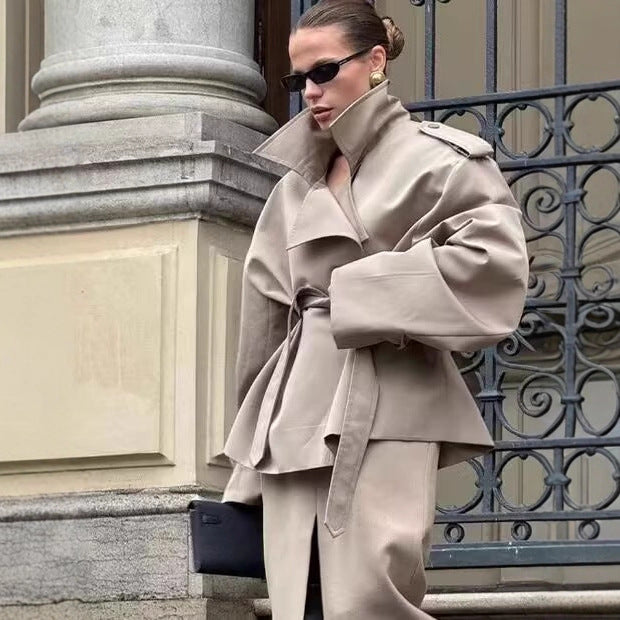 Damen nan kurze Trenchcoat-Jacke mit Taillengürtel und Doppelreiher Drune