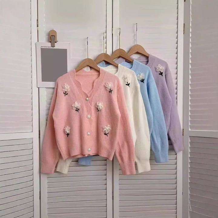 Damen Strickjacke mit floralem Design und eleganten Perlenknöpfen Drune