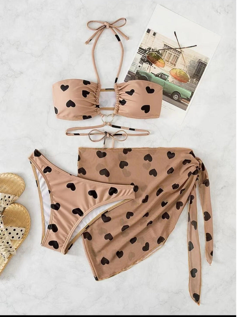 Damen Bikini-Set mit verspieltem Herzmuster und elegantem Wickelrock Drune