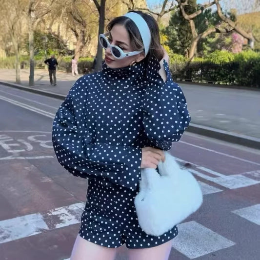 Damen nan kurz geschnittene Regenjacke mit Punktmuster und verstellbarem Kordelzug Drune