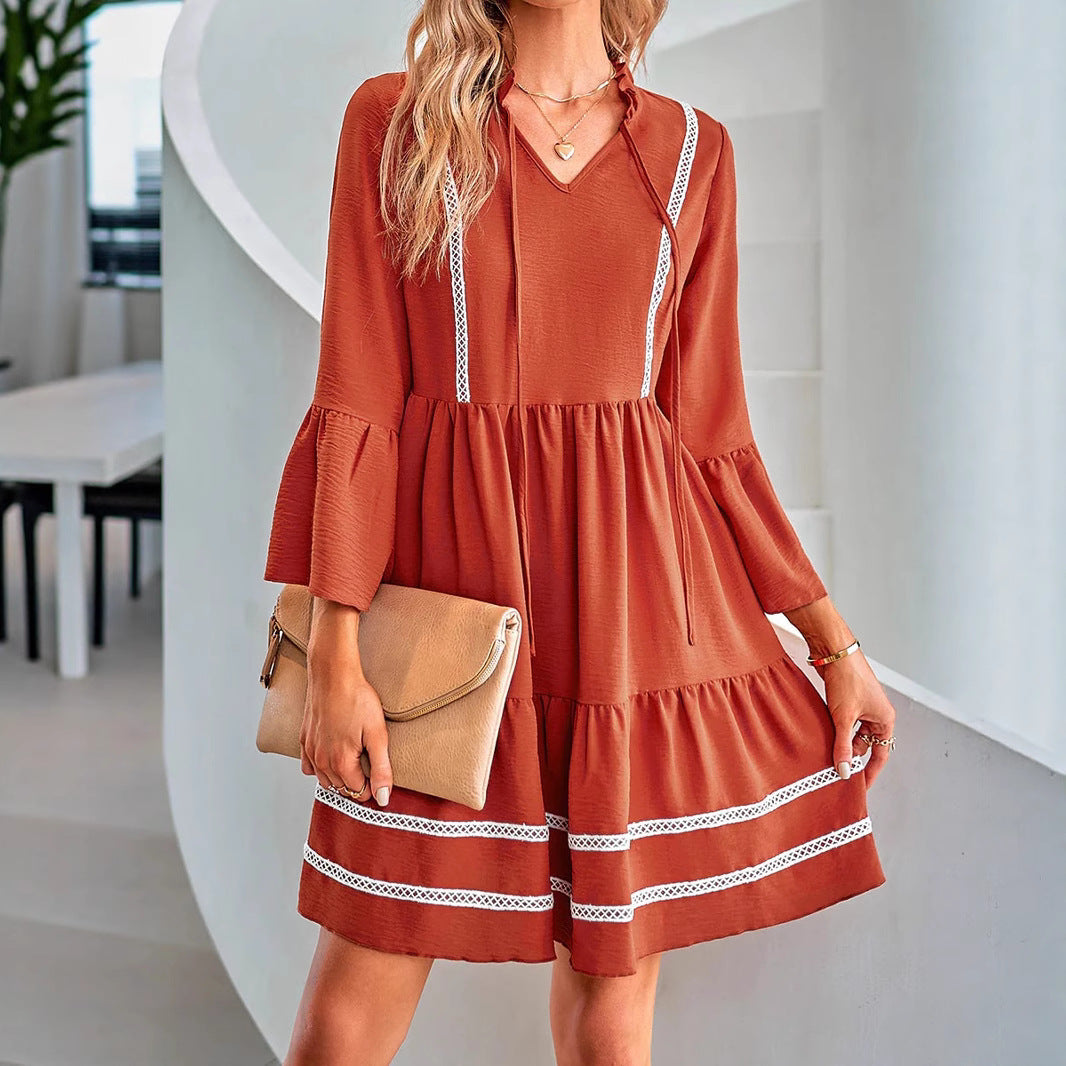 Damen Freizeitkleid mit weitem Schnitt und dekorativen Rüschen Drune