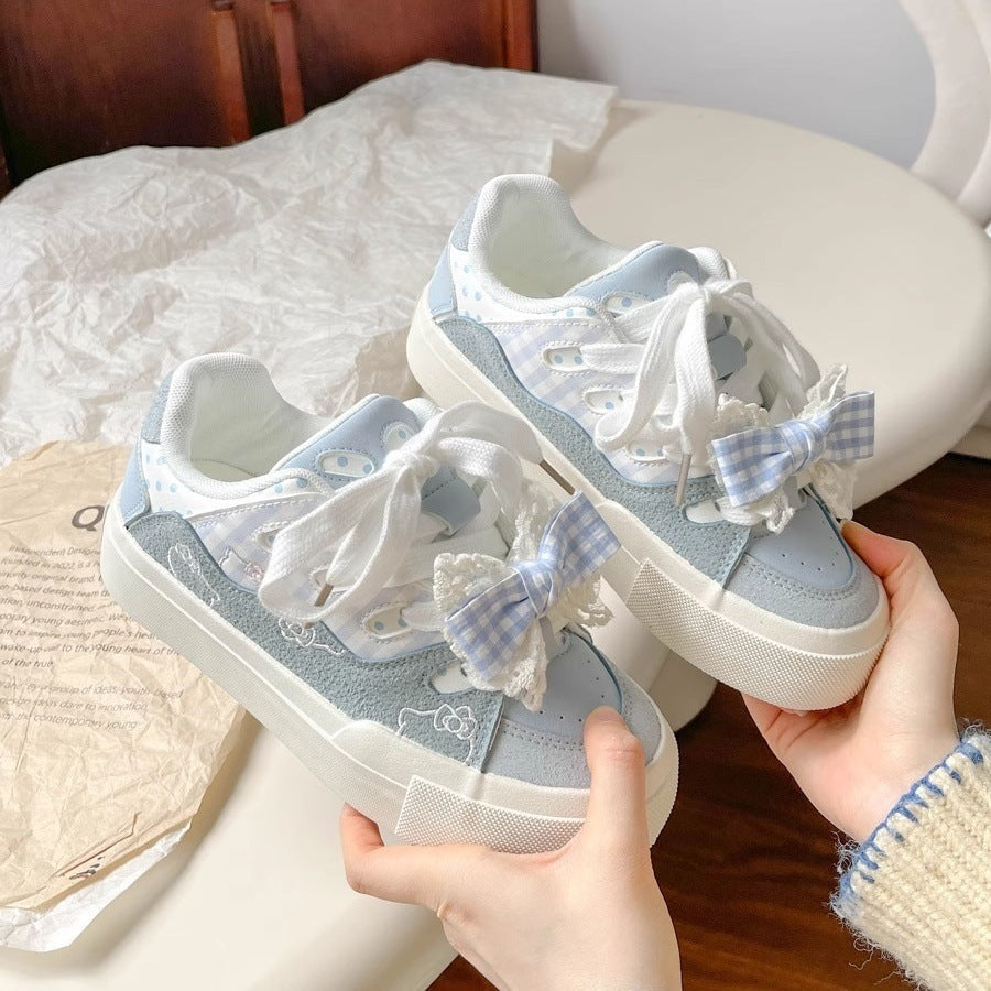 Damen Sneakers mit verspielt romantischen Details und komfortablen Sohlen Drune