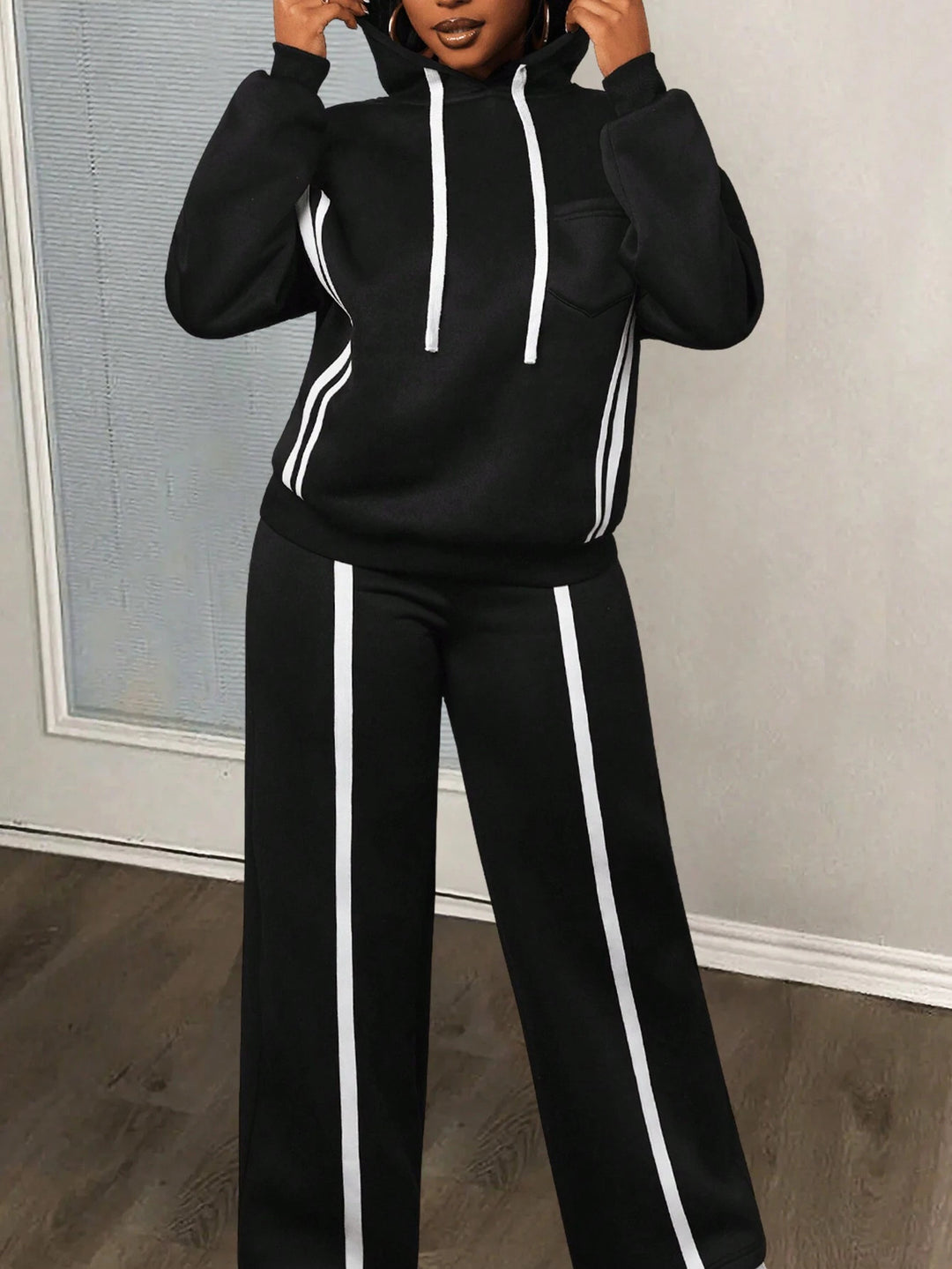 Damen Sportliches Lounge-Set mit hohem Schnitt und eleganten Details Drune