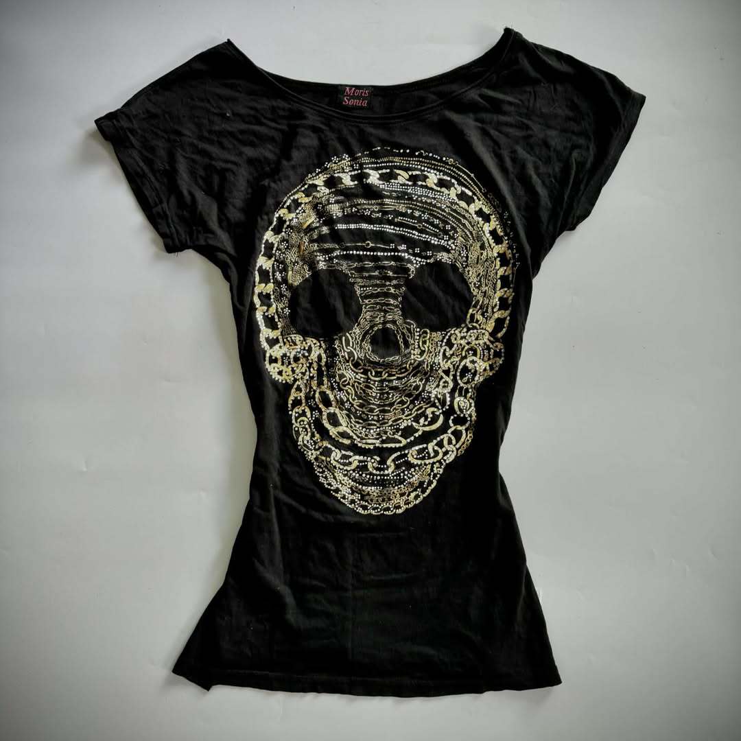 Damen T-Shirt mit schickem Skelettmotiv und Glitzerakzenten Drune