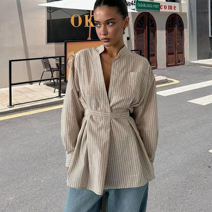 Damen elegante Bluse mit tailliertem Schnitt und Gürtel Drune