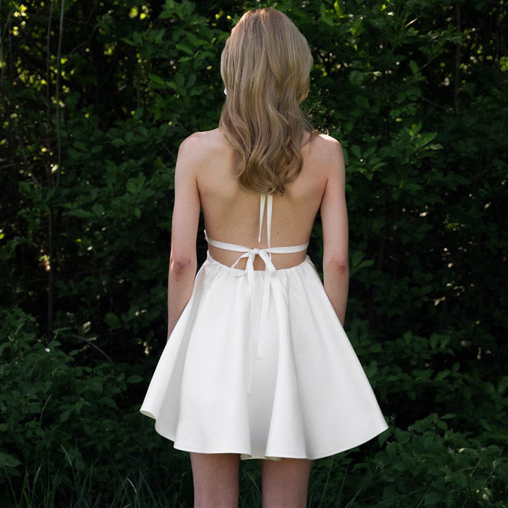 Damen Elegantes Halterkleid mit offenem Ausschnitt Drune