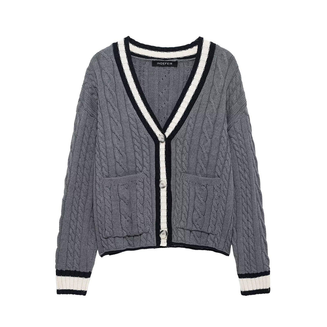 Damen Strickjacke mit V-Ausschnitt und dekorativen Kabelmustern Drune